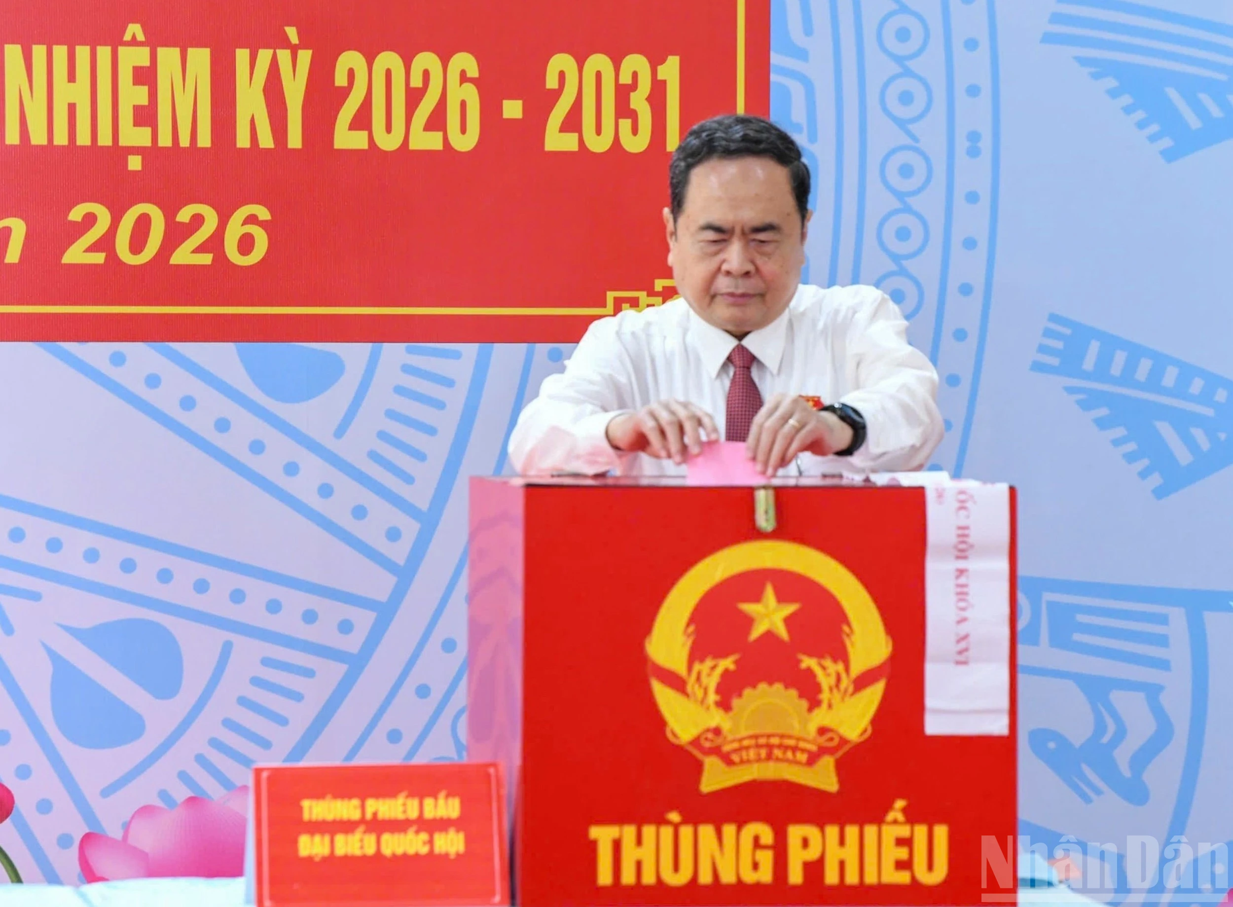 Chủ tịch Quốc hội Trần Thanh Mẫn kiểm tra và thực hiện quyền bầu cử tại Hóc Môn, TP.HCM