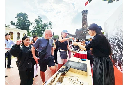 Di sản trong dòng chảy đương đại