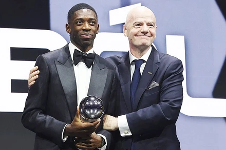 Ousmane Dembele đã có một mùa giải thành công cùng PSG cũng như các danh hiệu cá nhân.