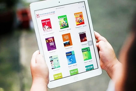 Ra mắt giải pháp sách giáo khoa điện tử