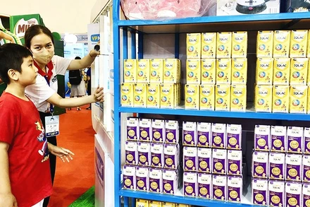 Chính sách quản lý an toàn thực phẩm được thay đổi theo hướng siết chặt trách nhiệm để bảo vệ người tiêu dùng.