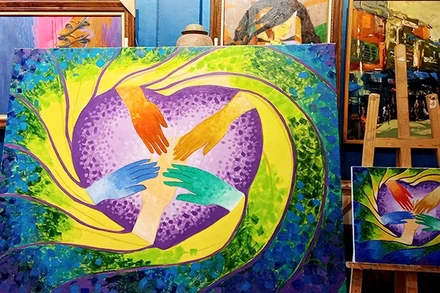 "Chấm" tranh ủng hộ đồng bào bị thiên tai