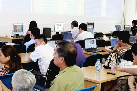 Chứng khoán Việt Nam đang bước vào giai đoạn phát triển mới với kỳ vọng sẽ có sự gia tăng mạnh mẽ. Ảnh: NAM ANH