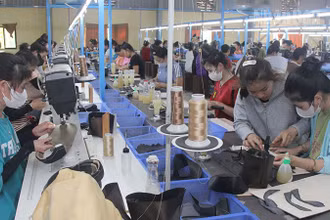 Nhiều lao động nữ người dân tộc tại các xã vùng khó khăn của Sơn La đã được đào tạo nghề may.