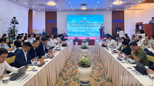 Quang cảnh hội nghị. (Ảnh: NGUYỄN TRUNG)