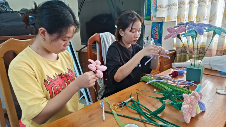 Được đào tạo nghề tại trường, các em có thêm hành trang vào đời. 1000014883.jpg