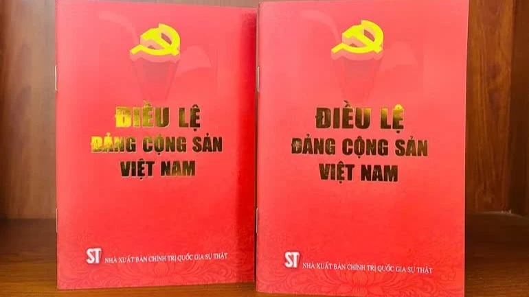 Ban Hành Quy Định Mới Về Công Tác Chính Trị, Tư Tưởng Trong Đảng Với 46 Điều
