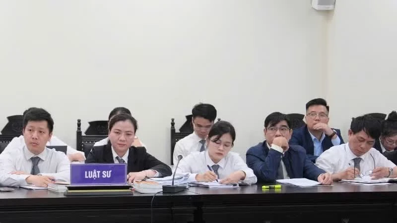 Tranh cãi về thẩm quyền tước chứng chỉ hành nghề luật sư của Chủ tịch xã