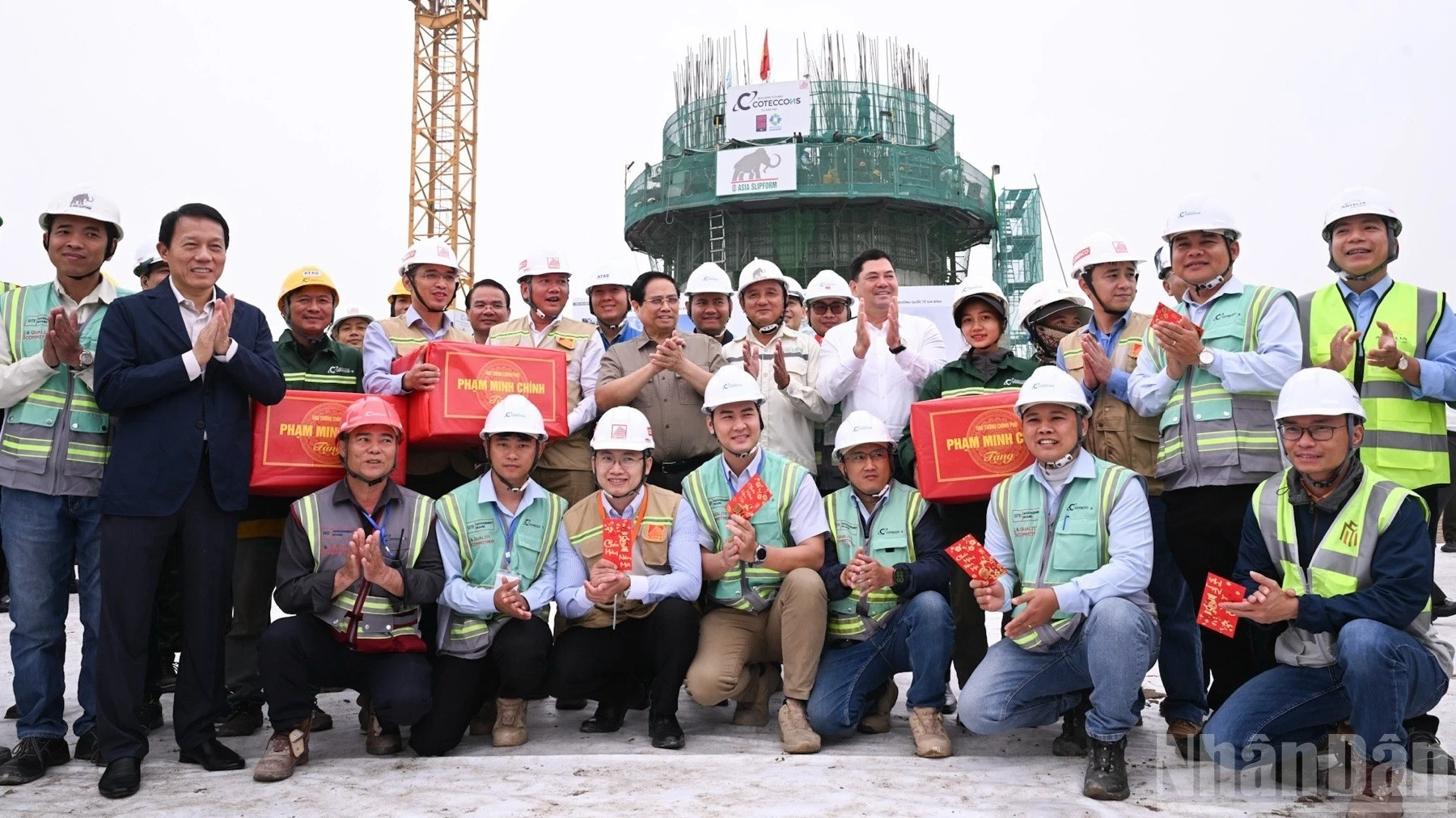 Thủ tướng Phạm Minh Chính thị sát, chỉ đạo đẩy nhanh tiến độ dự án kết nối sân bay Gia Bình