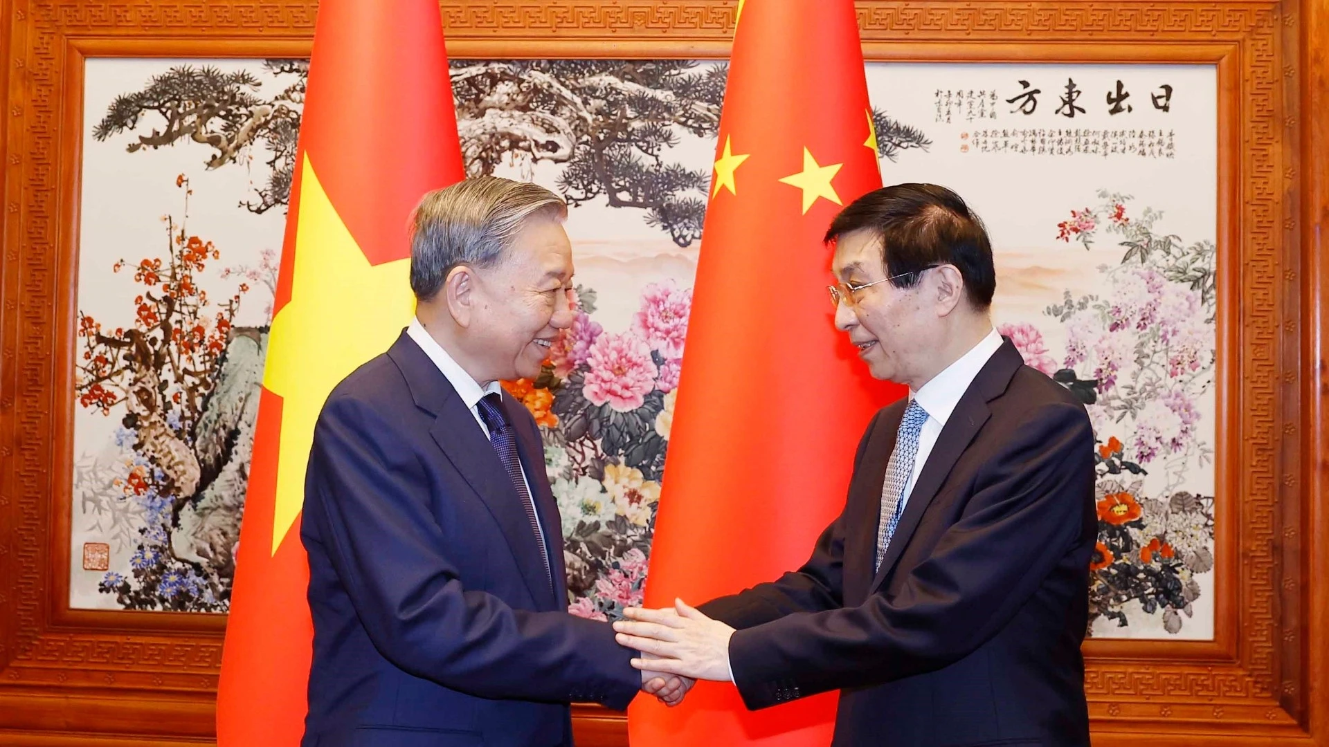 Tổng Bí thư, Chủ tịch nước Tô Lâm hội kiến Chủ tịch Chính hiệp toàn quốc Trung Quốc Vương Hộ Ninh