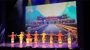 Huế đang trong những ngày quảng bá văn hóa, du lịch tại Châu Âu.