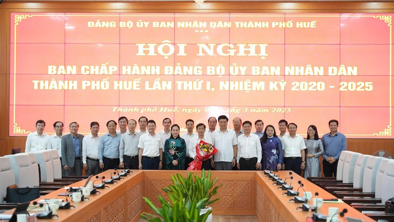 Hội nghị Ban Chấp hành Đảng bộ Ủy ban nhân dân thành phố Huế lần thứ I năm 2025.