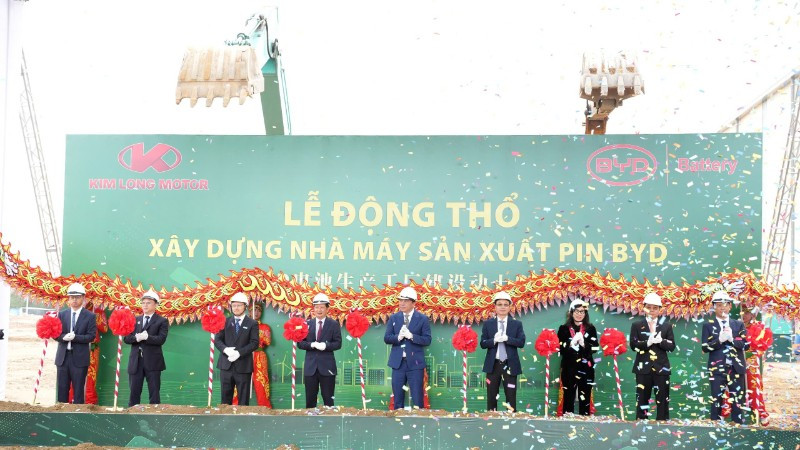 Lễ động thổ xây dựng Nhà máy sản xuất pin BYD.