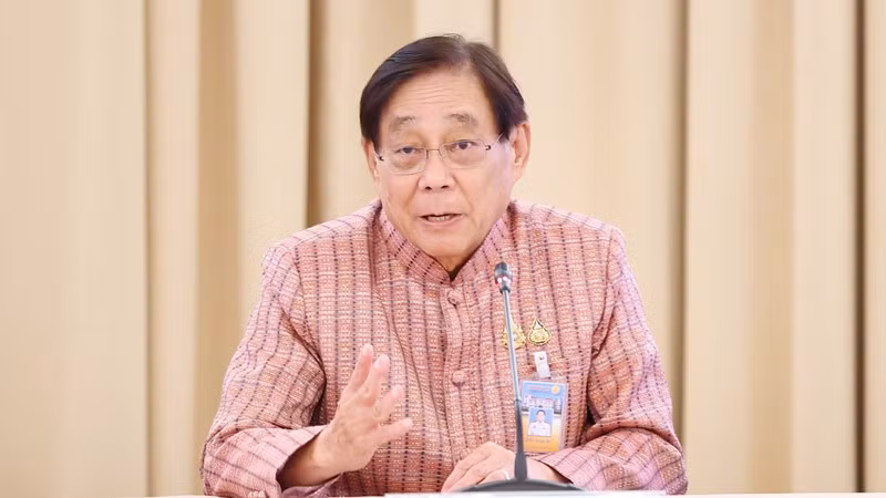 Phó Thủ tướng, Bộ trưởng Tài chính Pichai Chunhavajira tại buổi họp báo về chính sách kích thích kinh tế. (Ảnh: Bộ Tài chính Thái Lan)