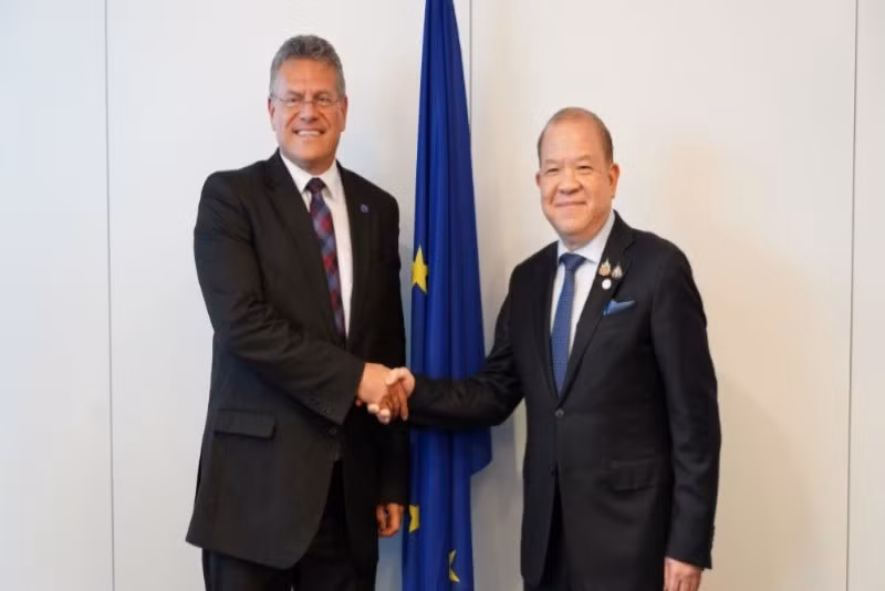 Ủy viên phụ trách Thương mại và An ninh kinh tế của EU và Bộ trưởng Thương mại Thái Lan thảo luận về đàm phán FTA. (Ảnh: Bộ Thương mại Thái Lan)