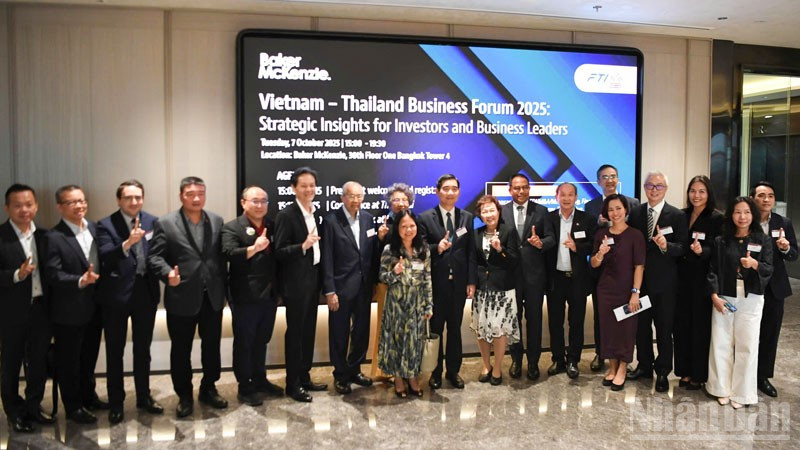 “Diễn đàn doanh nghiệp Việt Nam-Thái Lan 2025: Tầm nhìn chiến lược dành cho nhà đầu tư và lãnh đạo doanh nghiệp”. (Ảnh: XUÂN SƠN)