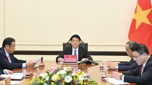 Chủ tịch nước Lương Cường điện đàm với tân Tổng thống Hàn Quốc Lee Jae Myung.