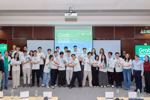 Ba giải pháp công nghệ xuất sắc nhất giành giải.