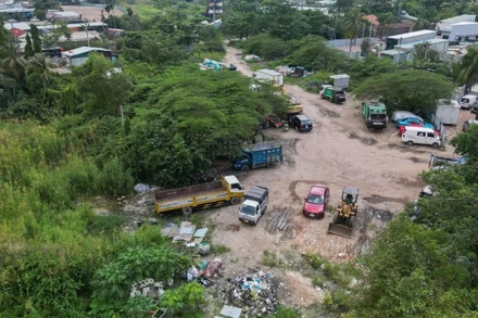 Công tác đền bù, giải phóng mặt bằng dự án Vành đai 2 Thành phố Hồ Chí Minh đang được đẩy nhanh tiến độ. (Ảnh: QUÝ HIỀN)