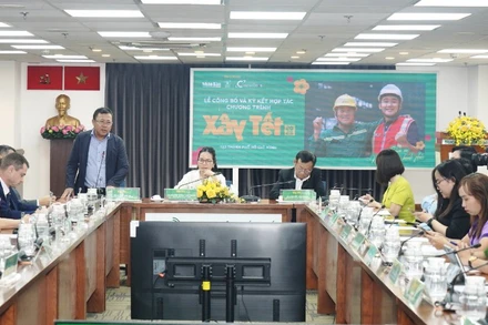 Báo Nhân Dân, Trung tâm Báo chí Thành phố Hồ Chí Minh và Công ty cổ phần xây dựng Coteccons họp báo thông tin lễ ký kết biên bản ghi nhớ, chung tay mở rộng quy mô chương trình “Xây Tết 2026” trên địa bàn Thành phố Hồ Chí Minh. (Ảnh: THẾ ANH)