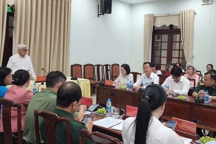 Bí thư Tỉnh ủy Bình Dương Nguyễn Văn Lợi phát biểu ý kiến chỉ đạo tại buổi kiểm tra, khảo sát phường Thủ Dầu Một mới. 