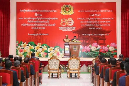 Quang cảnh cuộc gặp. (Ảnh: HẢI TIẾN)