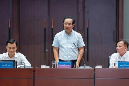 Chủ tịch Ủy ban nhân dân Thành phố Hồ Chí Minh Nguyễn Văn Được phát biểu ý kiến tại buổi làm việc.