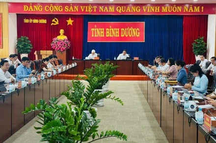 Toàn cảnh hội nghị tại điểm cầu Tỉnh ủy Bình Dương. 