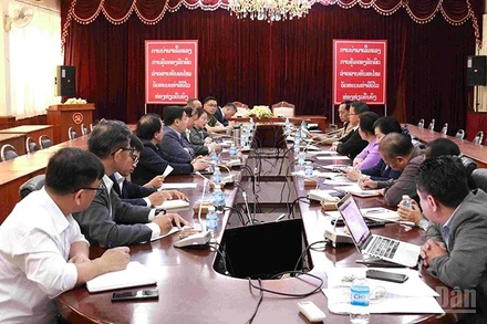 Quang cảnh buổi hội đàm giữa Bộ Văn hóa, Thể thao và Du lịch Việt Nam với Bộ Văn hóa và Du lịch Lào, chiều 28/12. (Ảnh: DUY TOÀN)