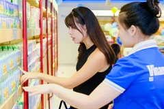 Vinamilk tăng trưởng doanh thu quý 3 tại thị trường trong nước nhờ tăng độ phủ cửa hàng, sản phẩm mới và đa dạng cách tiếp cận người tiêu dùng. (Ảnh: Vi Nam)