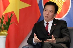 Đại sứ Việt Nam tại Hàn Quốc Vũ Hồ.