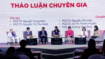 Các chuyên gia cùng thảo luận về các giải pháp phòng ngừa zona thần kinh.