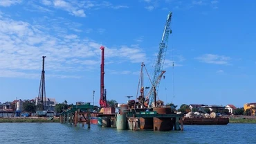 Dự án cầu Nguyễn Hoàng được đánh giá có tiến độ giải ngân tốt ở Thừa Thiên Huế.