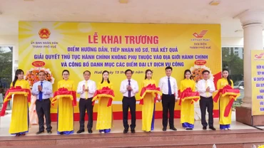 Thành phố Huế tiên phong cung cấp dịch vụ công vượt ranh giới hành chính.