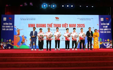 Thể thao điện tử lần đầu được vinh danh tại chương trình "Vinh quang thể thao Việt Nam 2025"