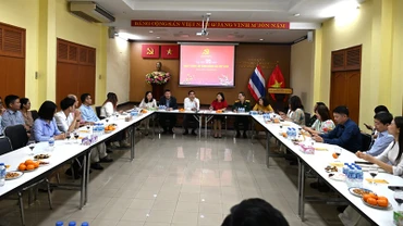 Toàn cảnh lễ Kỷ niệm 95 năm Ngày thành lập Đảng tại Thái Lan.