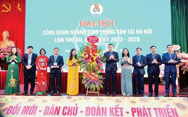 Đại hội Công đoàn ngành giao thông vận tải Hà Nội khóa 7, nhiệm kỳ 2023-2028. (Ảnh MAI QUÝ)