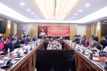 Quang cảnh buổi làm việc. Ảnh: noichinh.vn