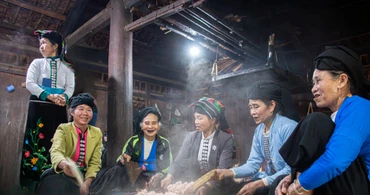 Ấm áp lễ cúng đón Tết của người Tày