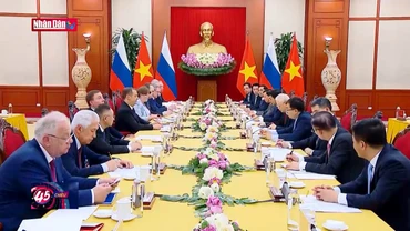 Tổng Bí thư hội đàm với Chủ tịch Đảng Nước Nga Thống nhất Dmitry Medvedev