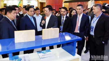 Thủ tướng dự Lễ khánh thành Trung tâm Đổi mới sáng tạo quốc gia