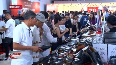 Đẩy mạnh kích cầu tiêu dùng, bình ổn thị trường cuối năm