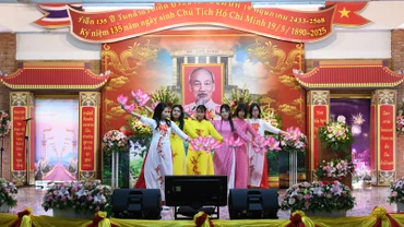 Kỷ niệm 135 năm Ngày sinh Chủ tịch Hồ Chí Minh tại tỉnh Nakhon Phanom, Thái Lan