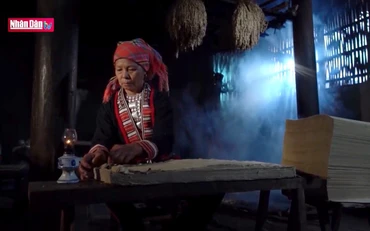 Độc đáo giấy Bản của người Dao