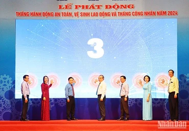 Lãnh đạo tỉnh Quảng Ngãi cùng các sở, ngành và đại diện doanh nghiệp thực hiện nghi thức phát động Tháng hành động về an toàn, vệ sinh lao động và Tháng Công nhân năm 2024. 