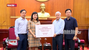 Ủy ban Trung ương Mặt trận Tổ quốc Việt Nam tiếp nhận ủng hộ