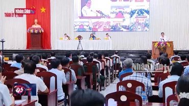 Chủ tịch Quốc hội Trần Thanh Mẫn tiếp xúc cử tri tỉnh Hậu Giang