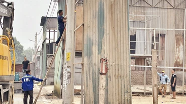 Xử lý công trình vi phạm trật tự xây dựng tại huyện Đan Phượng.