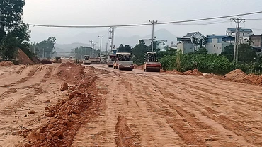 Thiếu đá xây dựng làm tiến độ xây dựng tuyến đường liên kết, kết nối các tỉnh Thái Nguyên-Bắc Giang-Vĩnh Phúc bị chậm trễ.