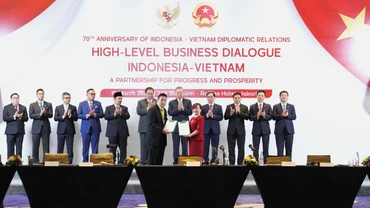 Đại diện lãnh đạo TTC AgriS và Tập đoàn Sungai Budi tại lễ ký kết thỏa thuận hợp tác phát triển kinh tế nông nghiệp Việt Nam-Indonesia ngày 10/3/2025, dưới sự chứng kiến của Tổng Bí thư Tô Lâm và các Bộ trưởng hai nước.